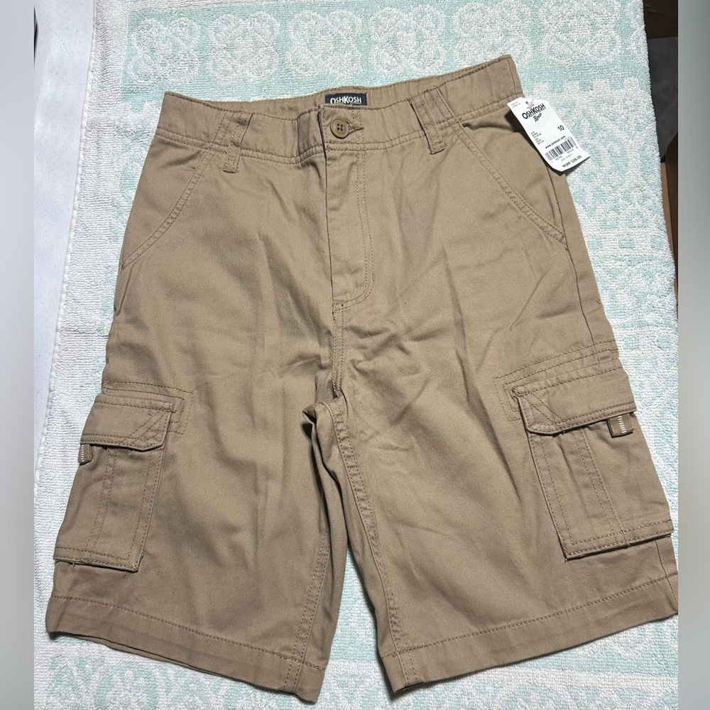 NWT Oshkosh Cargo Shorts Khaki Boys 10